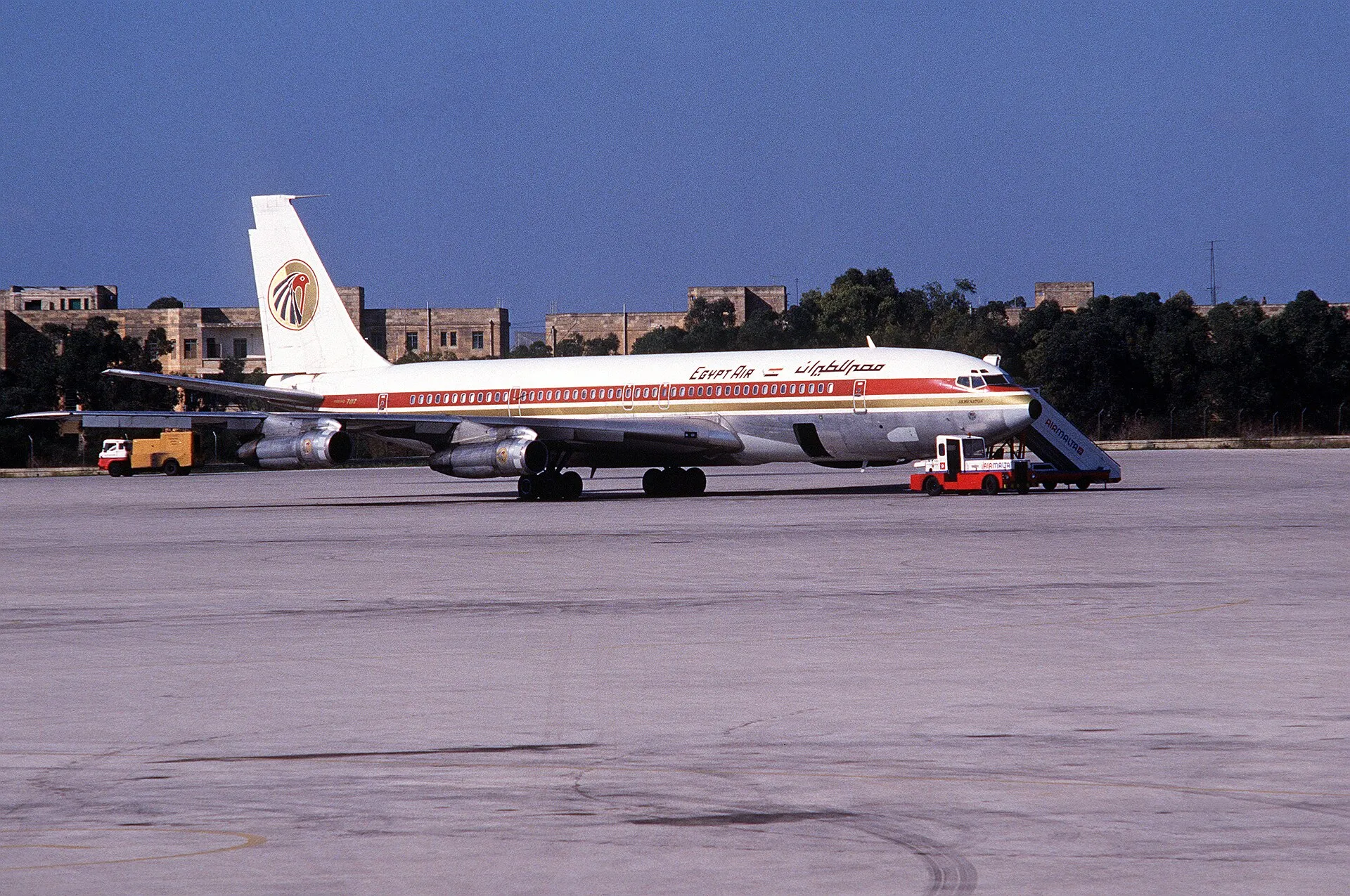 Boeing 707 · самолёт семейства