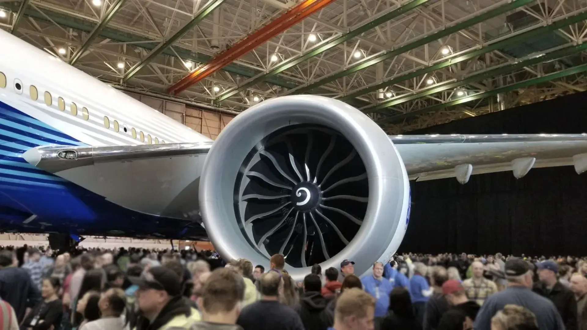 Иллюстрация к материалу «Что такого особенного в реактивном двигателе GE9X?»
