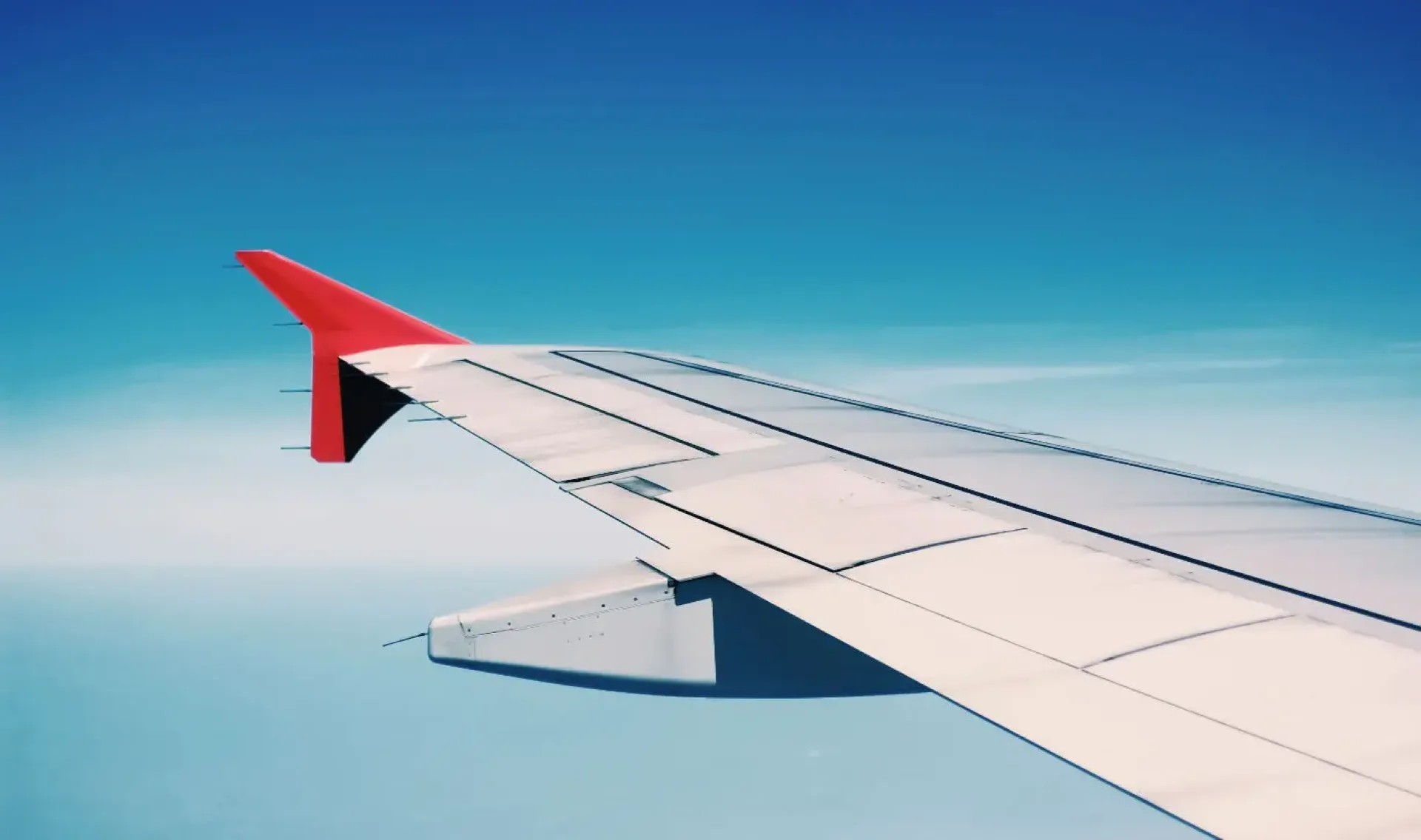 Airplane fuel is mainly stored in the wings