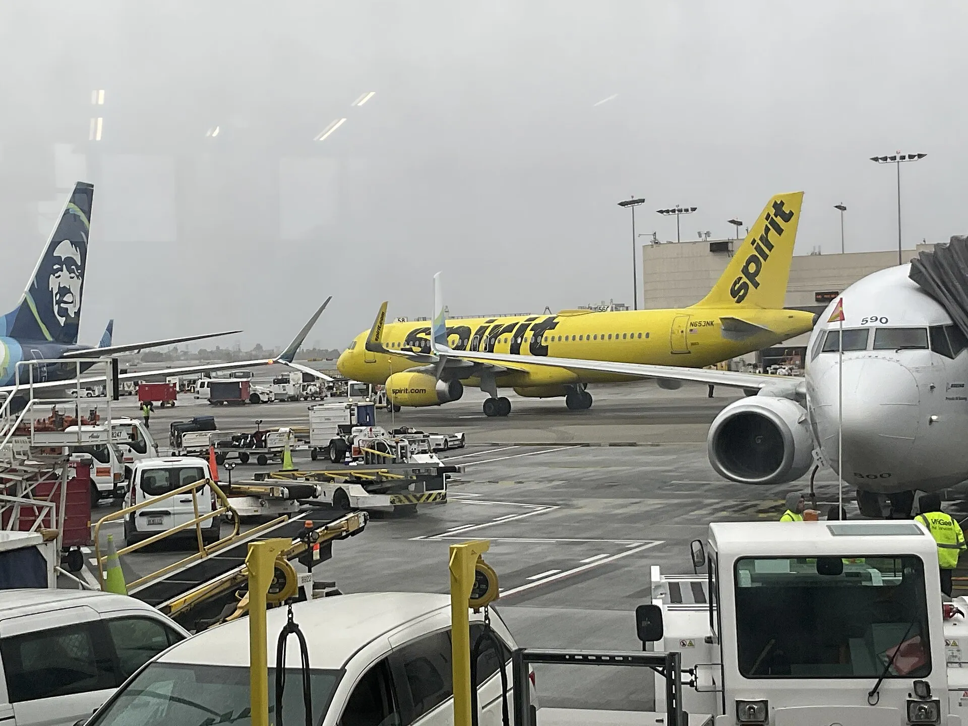 Иллюстрация к статье «Spirit Airlines прекратила полёты»