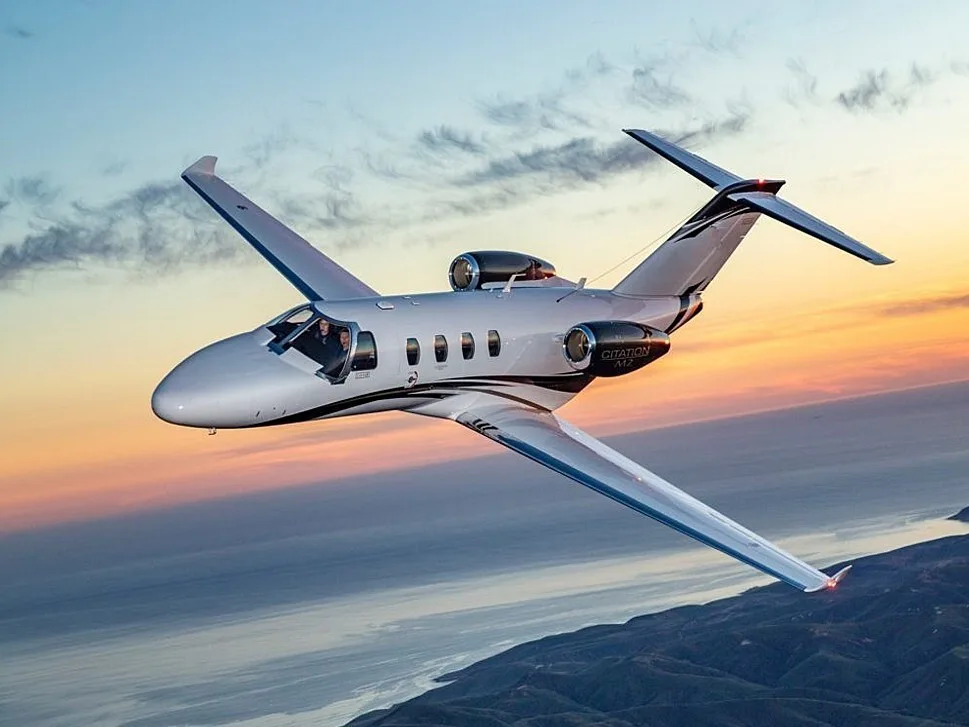 Cessna Citation M2 Gen2 в полёте