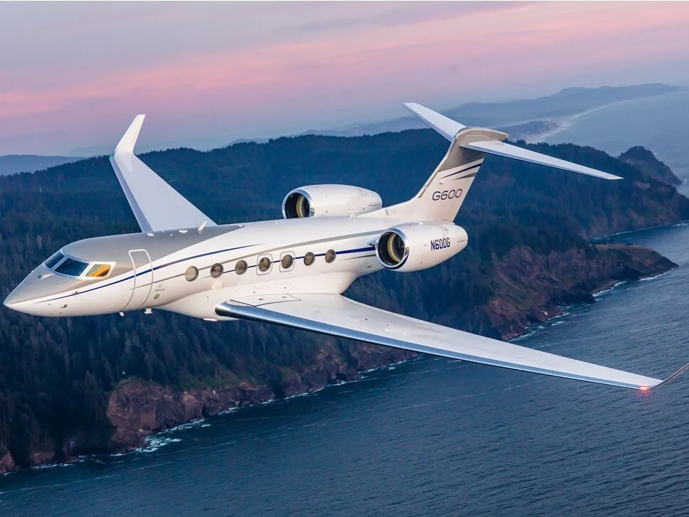 Gulfstream G600 в полёте