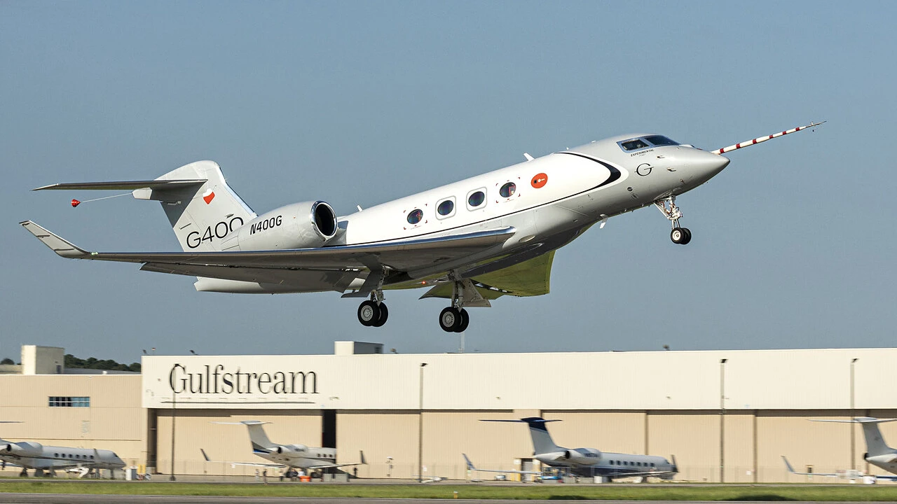 G400