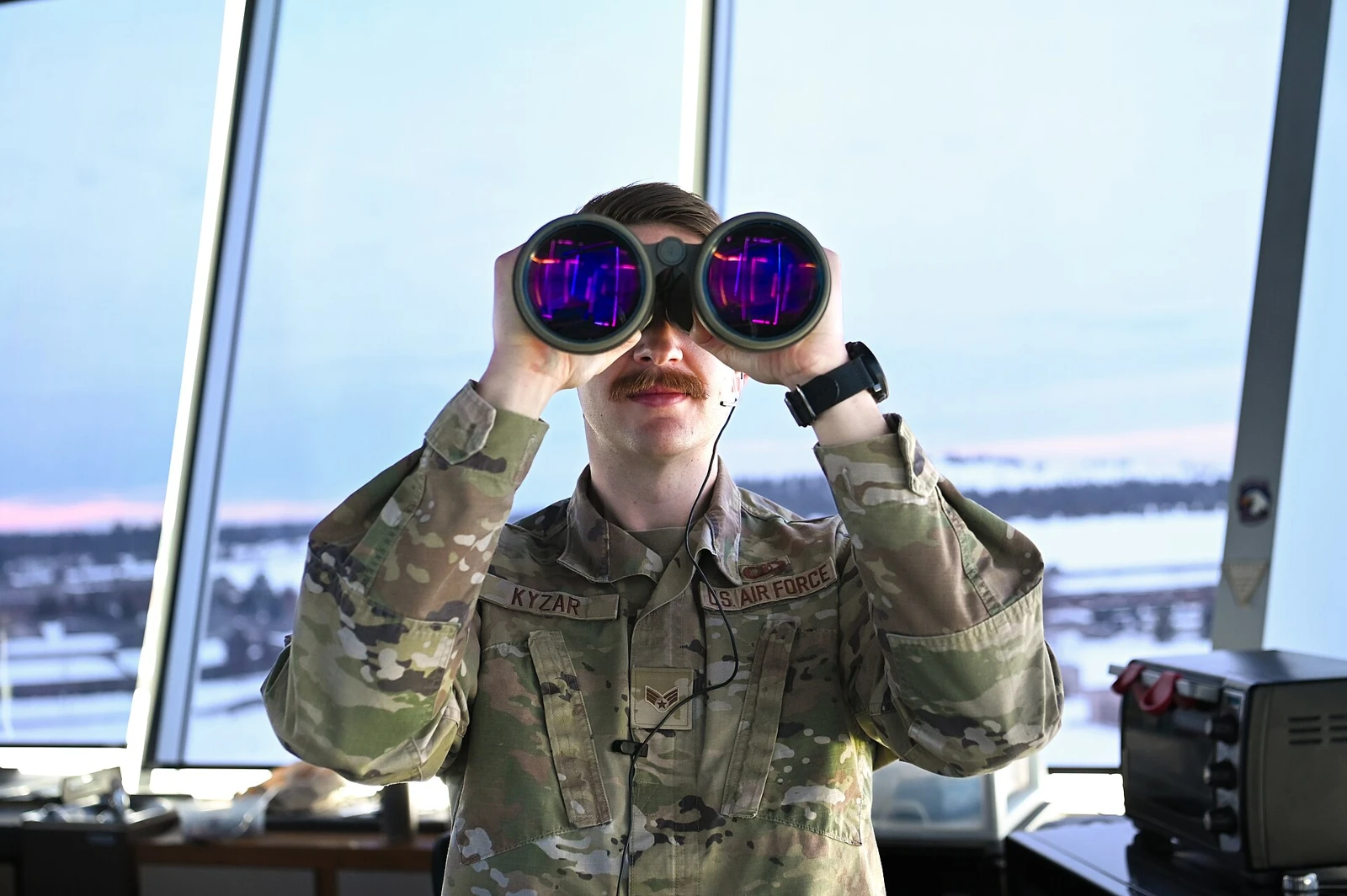 Air traffic controller at work · illustrative photo