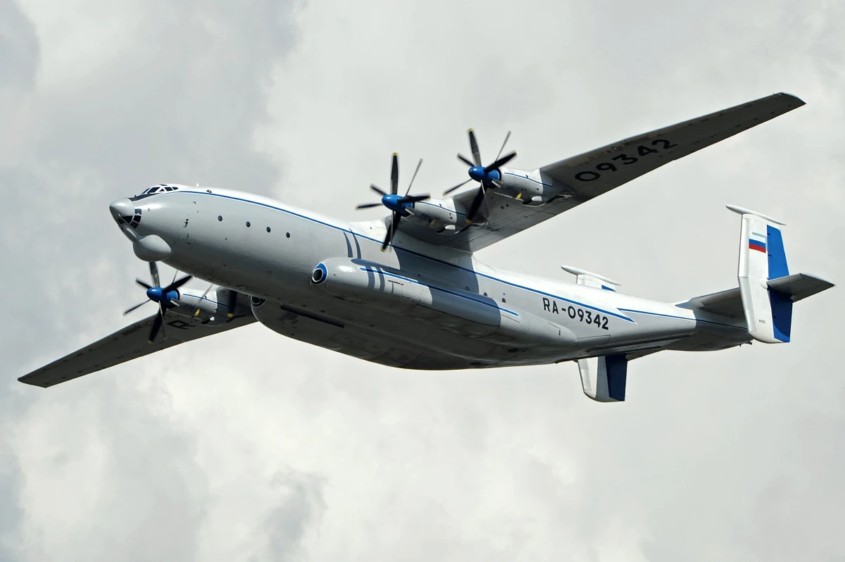 Ан-22 · самолёт семейства
