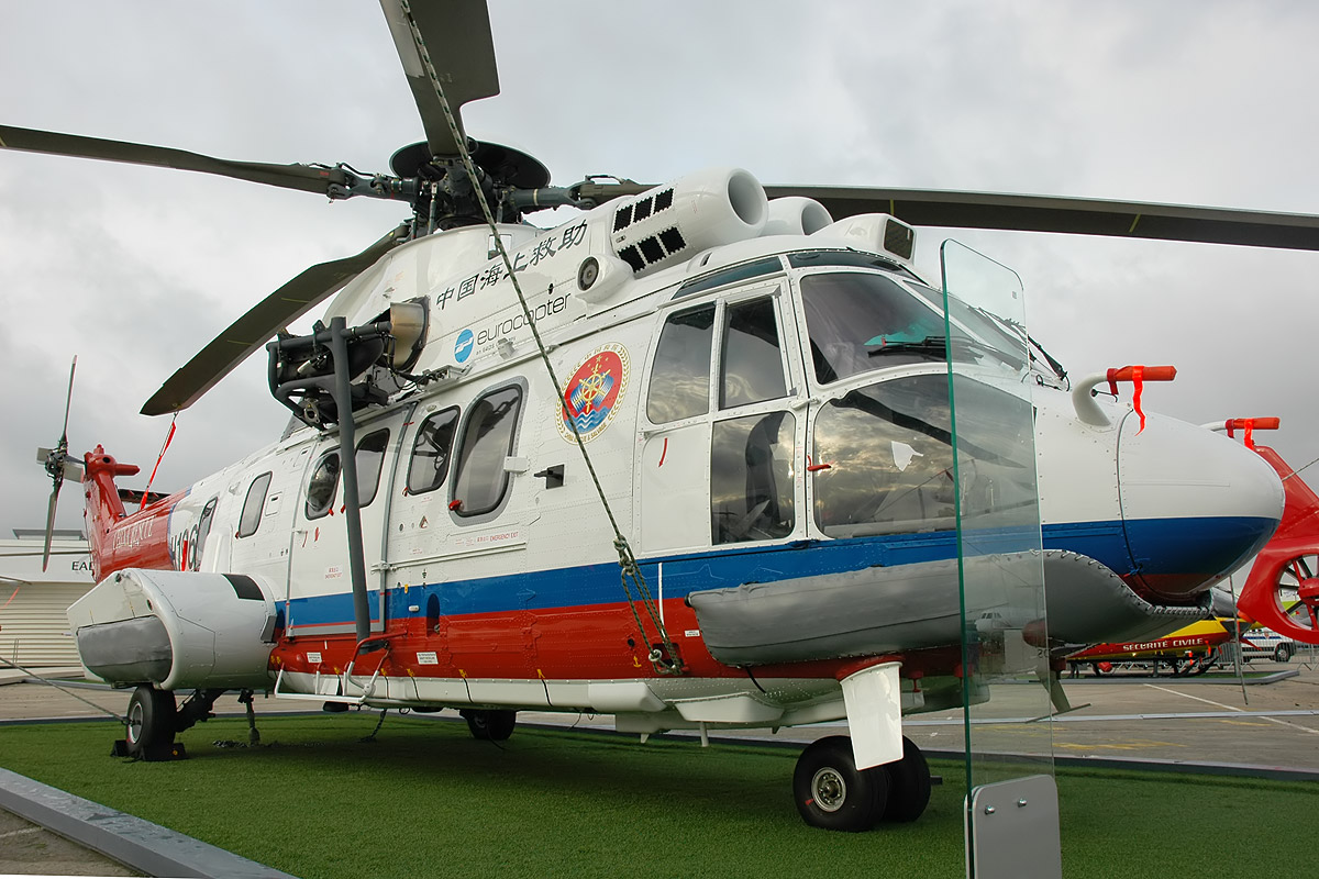 Eurocopter EC225 Super Puma на стоянке