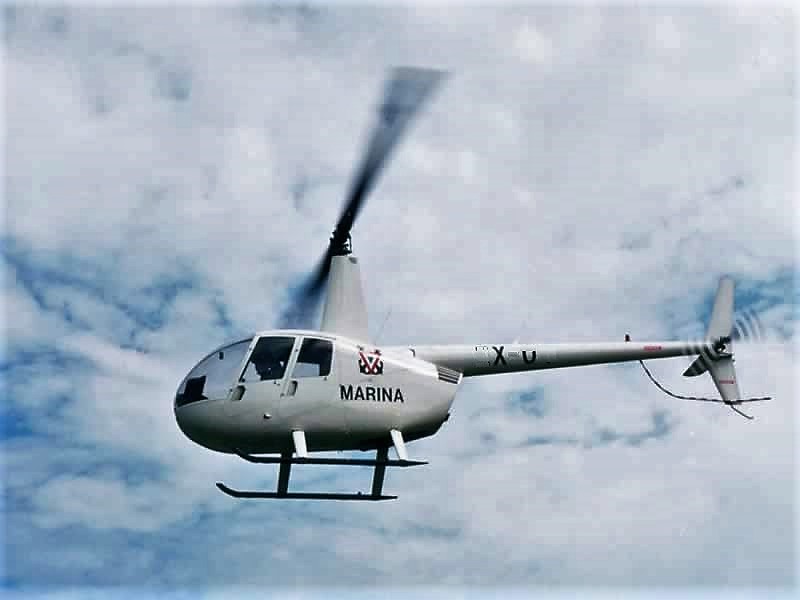 Robinson R66 в полёте