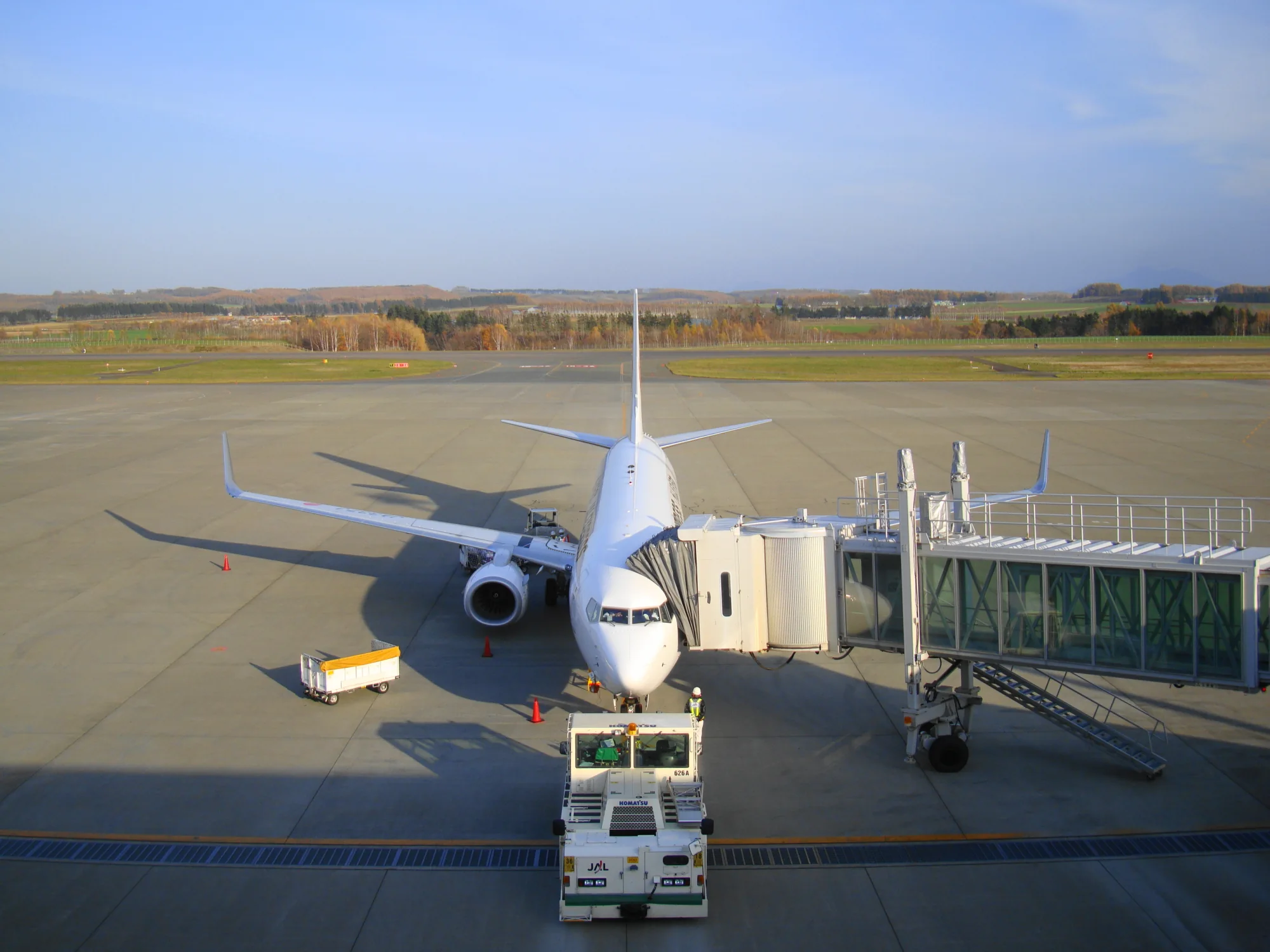 Boeing delivers its 200th 737-800BCF: how passenger aircraft become freighters
