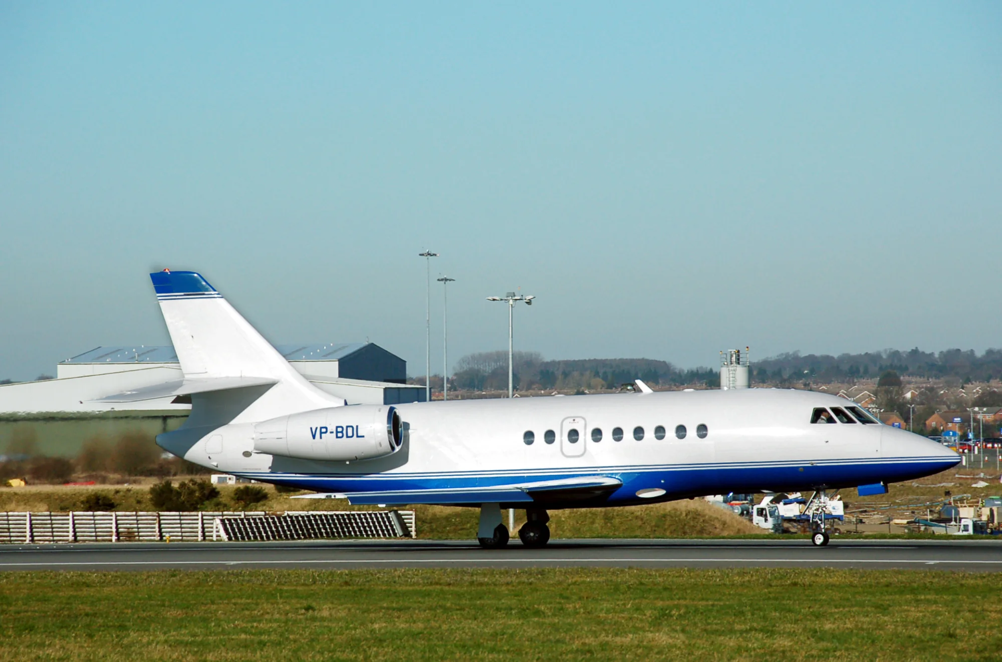 Dassault prepares EASy IV for the Falcon 2000 family