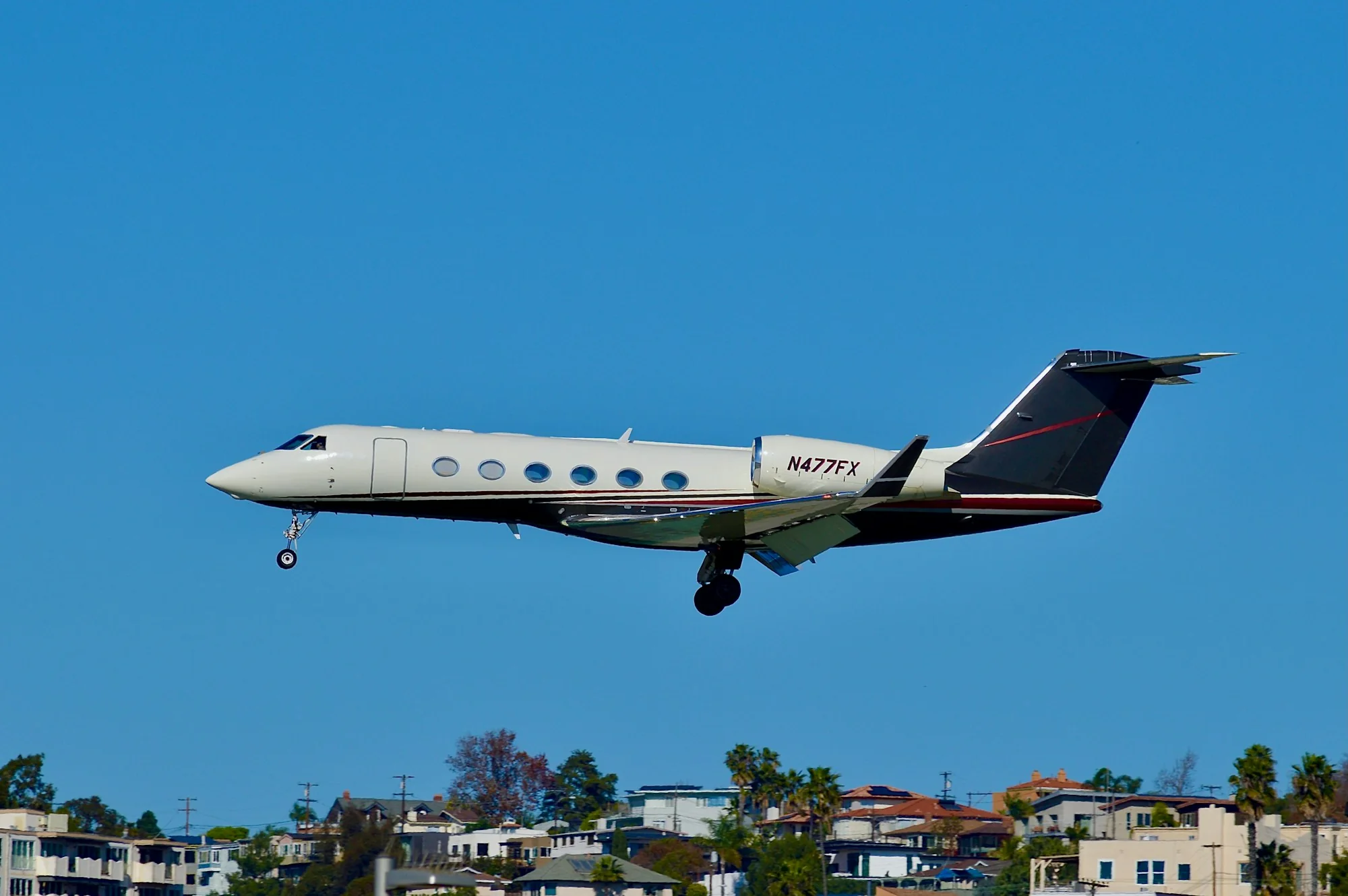 Gulfstream G400 joins flight testing with a fully fitted cabin