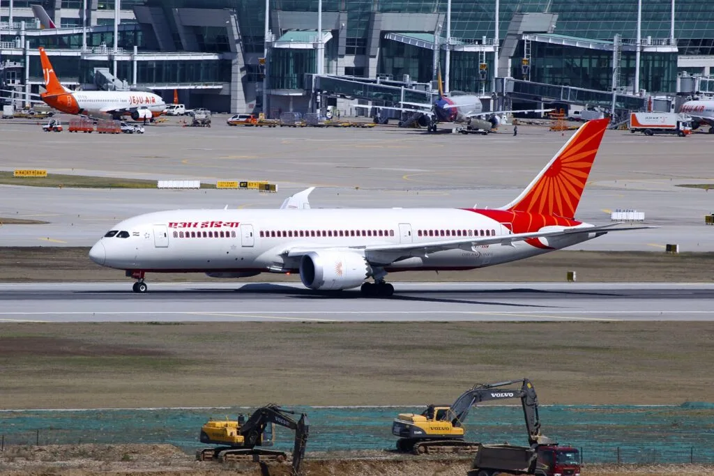 Air India приостановила рейсы из Амритсара в Лондон-Гатвик