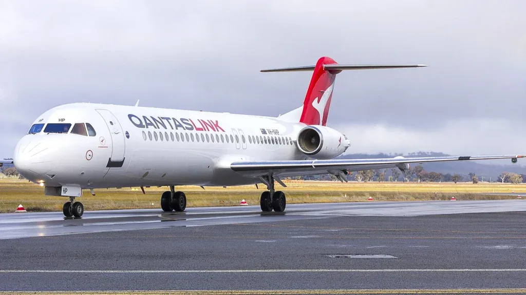 Суд разрешил уточнить иск о падении на трапе рейса QantasLink