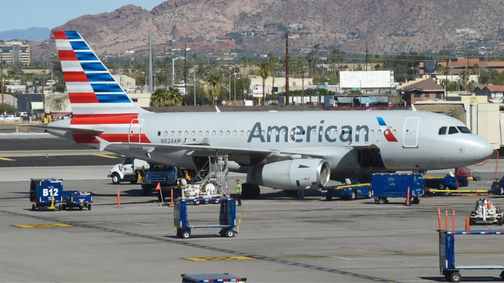 Зарплата авиамехаников и инженеров American Airlines в 2026 году
