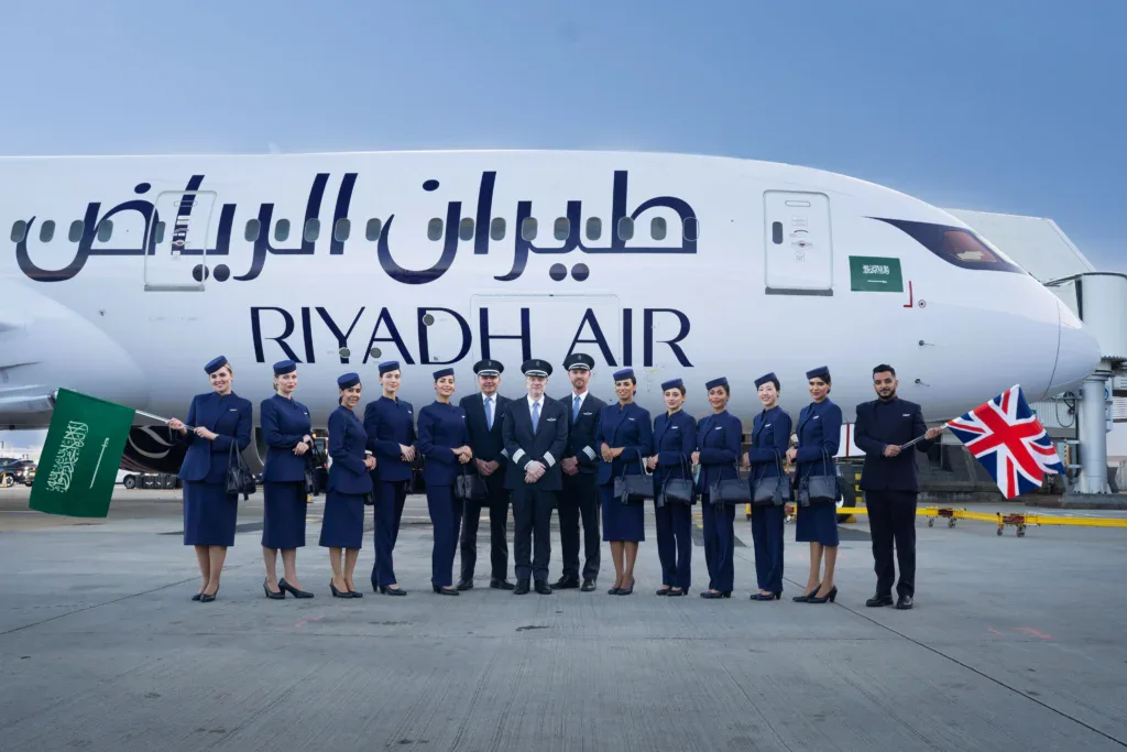 Бортпроводники Riyadh Air: зарплата, гарантированный налёт и набор в 2026 году