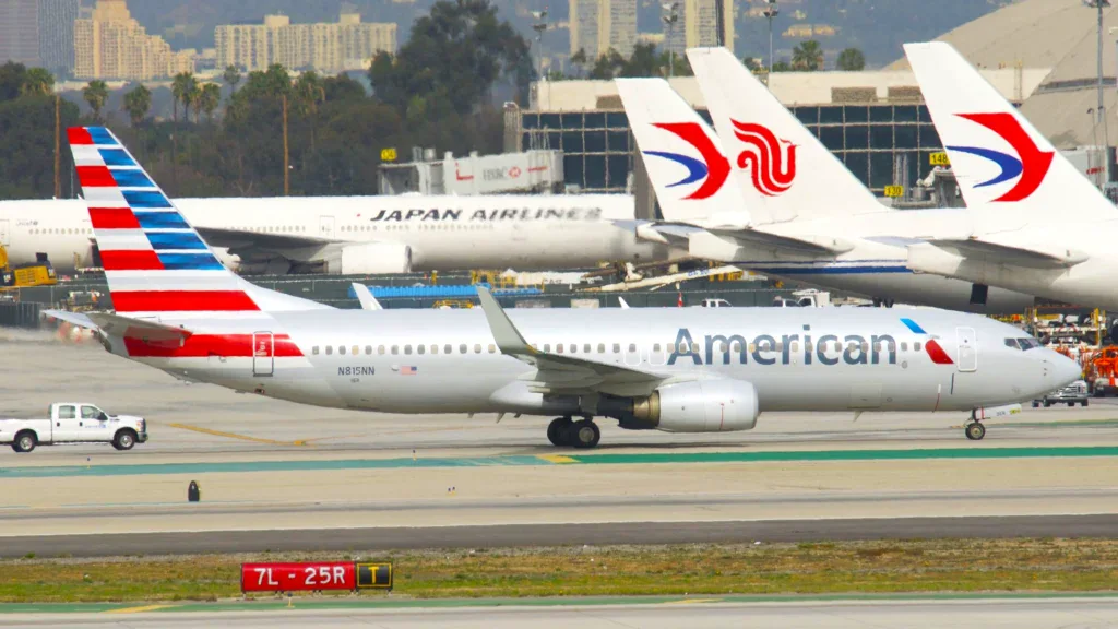 American Airlines рассчитывает восстановить питание из Хитроу к концу октября