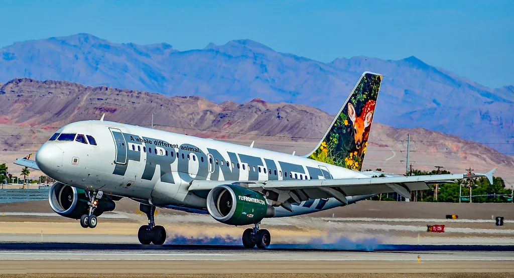 Полиция вывела пассажира с рейса Frontier в Атланте