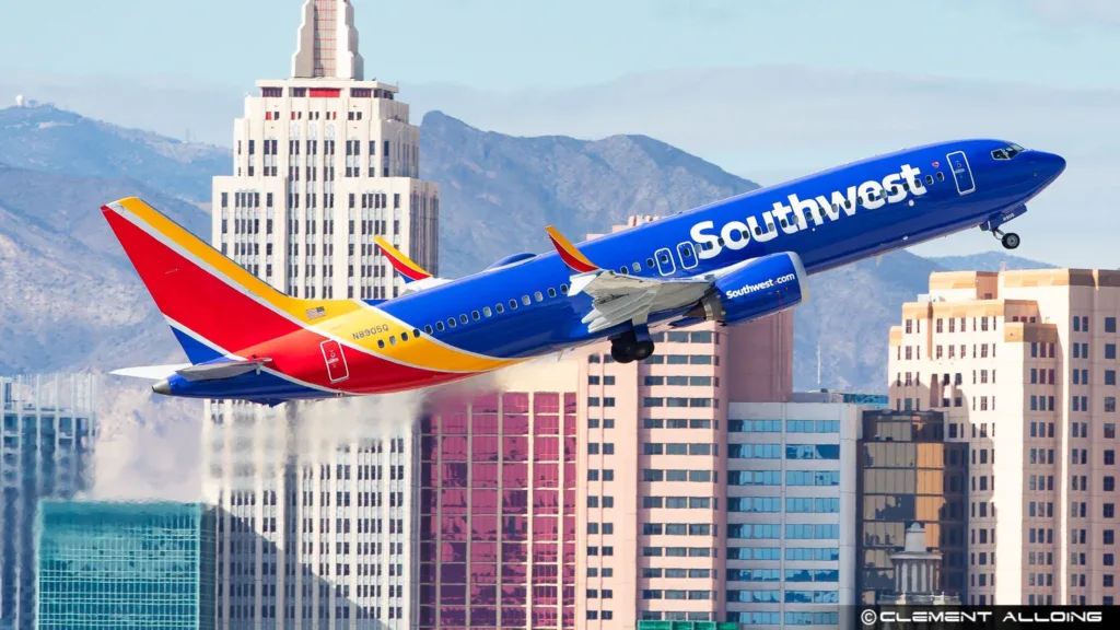 Southwest часто опаздывала, но почти не отменяла рейсы: как читать надёжность авиакомпаний