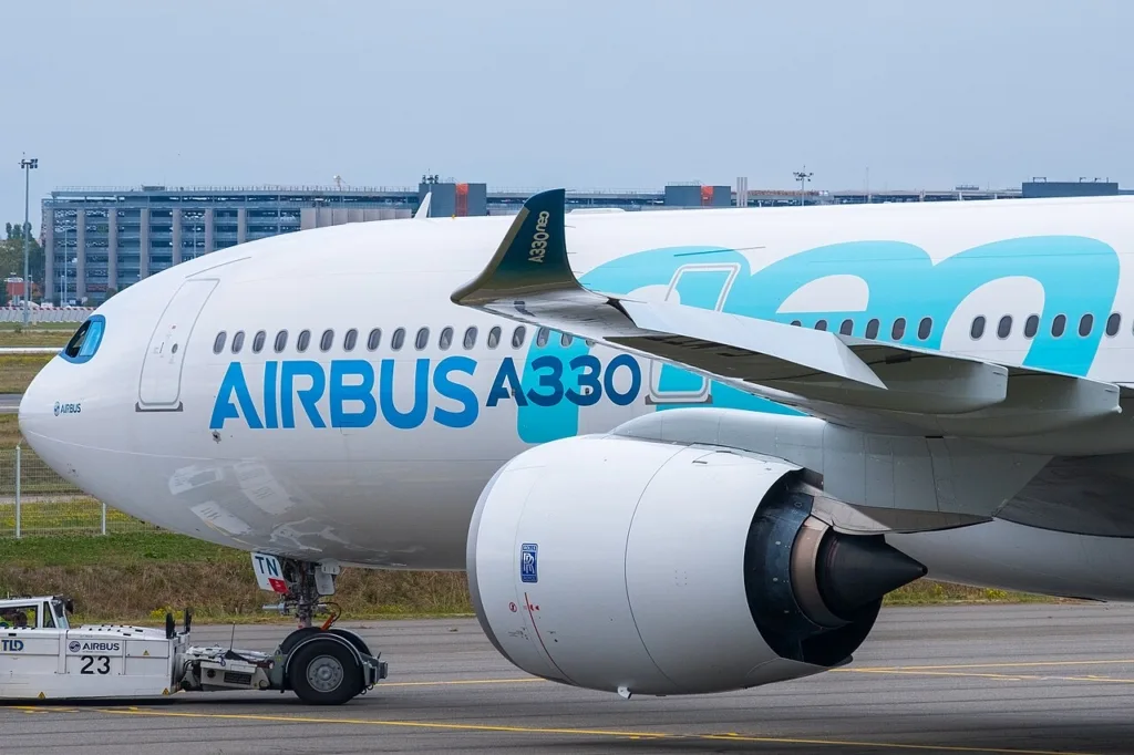 Airbus просит проверить A330 на оставленные инструменты