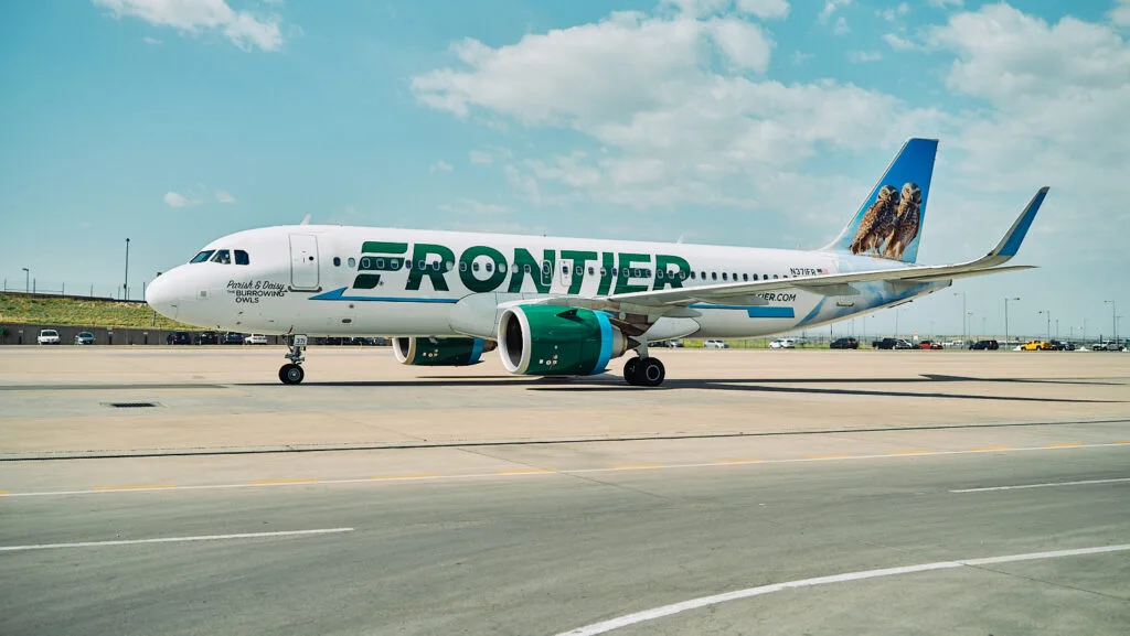 Полиция вывела пассажира с рейса Frontier в Атланте