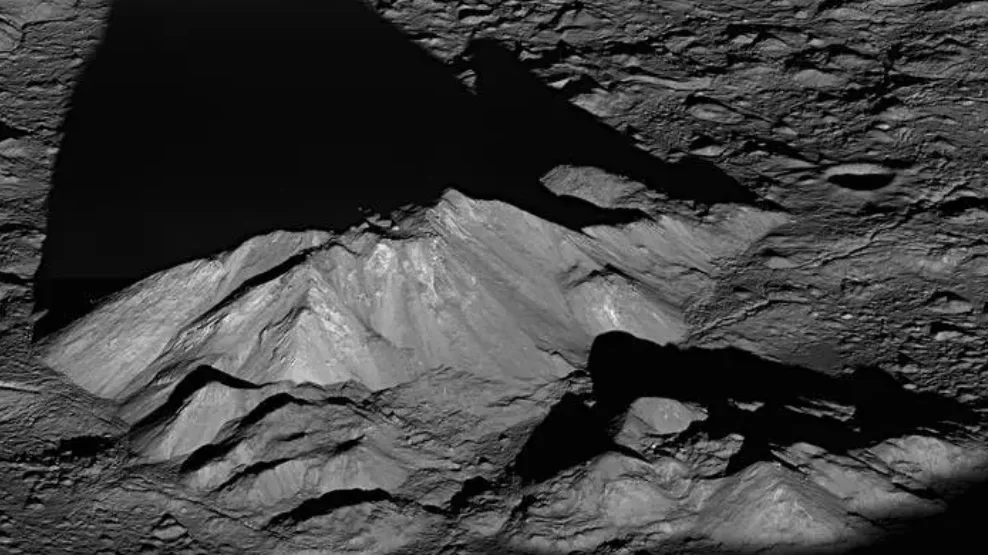 NASA выбрала три эксперимента для изучения лунных ресурсов и рисков