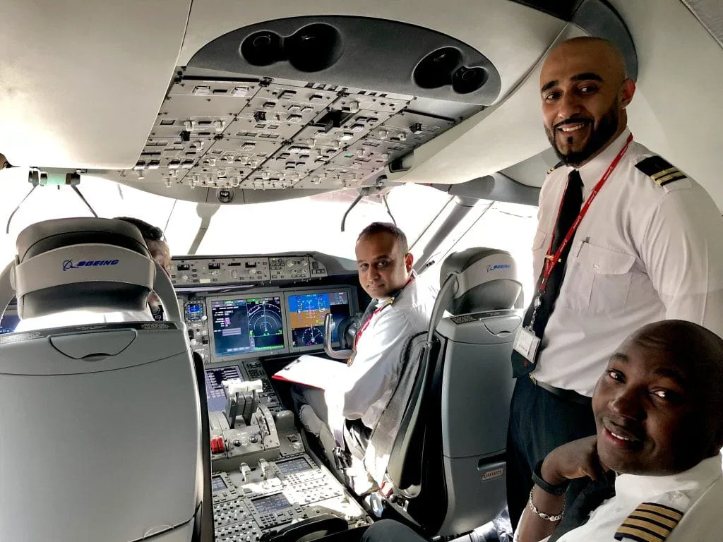 Зарплата пилотов Kenya Airways в 2026 году: оценки и требования KCAA