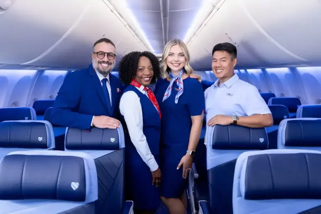 Зарплата бортпроводников Southwest в 2026 году: как работает оплата TFP