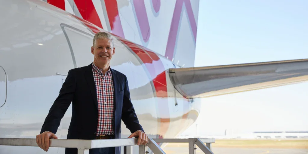 Вознаграждение главы Virgin Australia: Дэйв Эмерсон и финансовый 2026 год