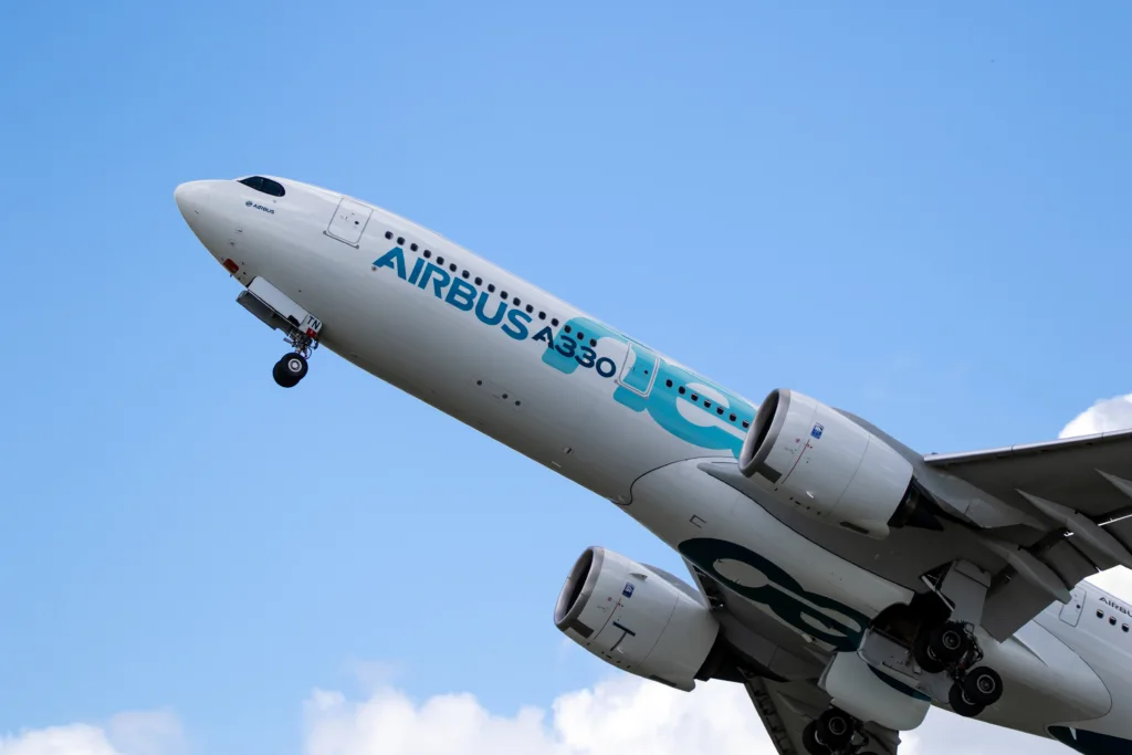 Airbus просит проверить A330 на оставленные инструменты
