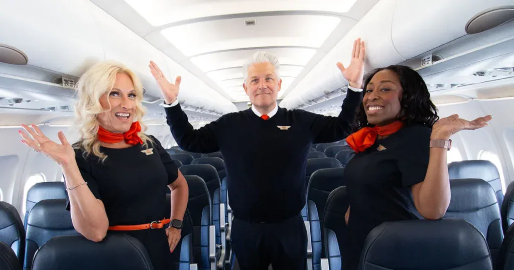 Зарплата бортпроводников Allegiant Air в 2026 году: контракт и график