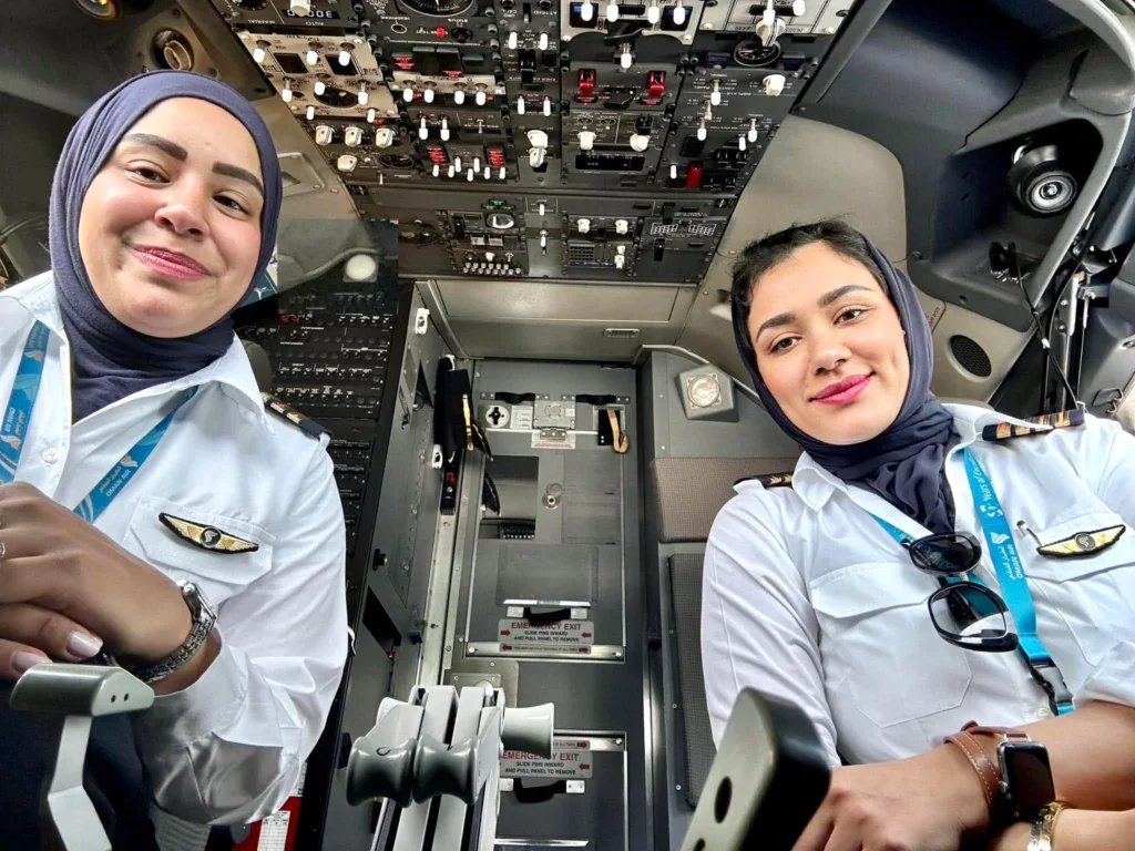 Зарплата пилотов Oman Air в 2026 году: доход, льготы и требования