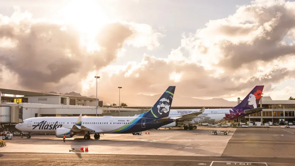Зарплата главы Alaska Air Group: сколько получил Бен Миникуччи