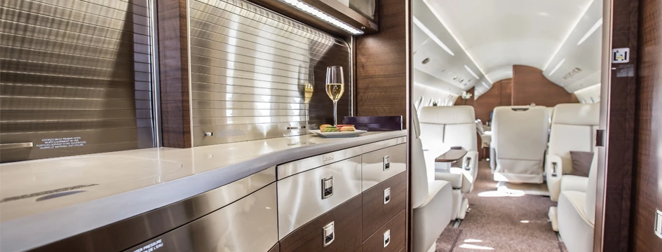 Пассажирский салон Dassault Falcon 7X