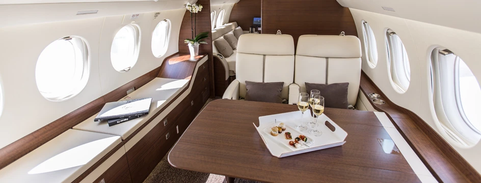 Пассажирский салон Dassault Falcon 7X
