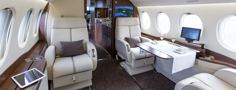Пассажирский салон Dassault Falcon 7X
